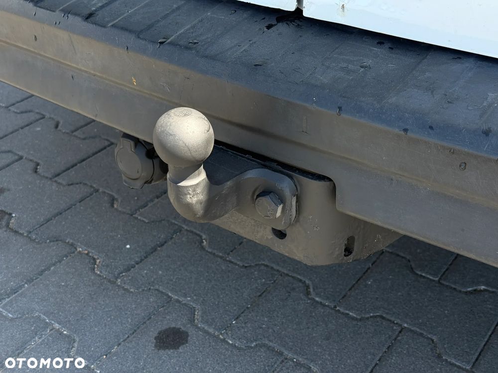 Renault Trafic - 25
