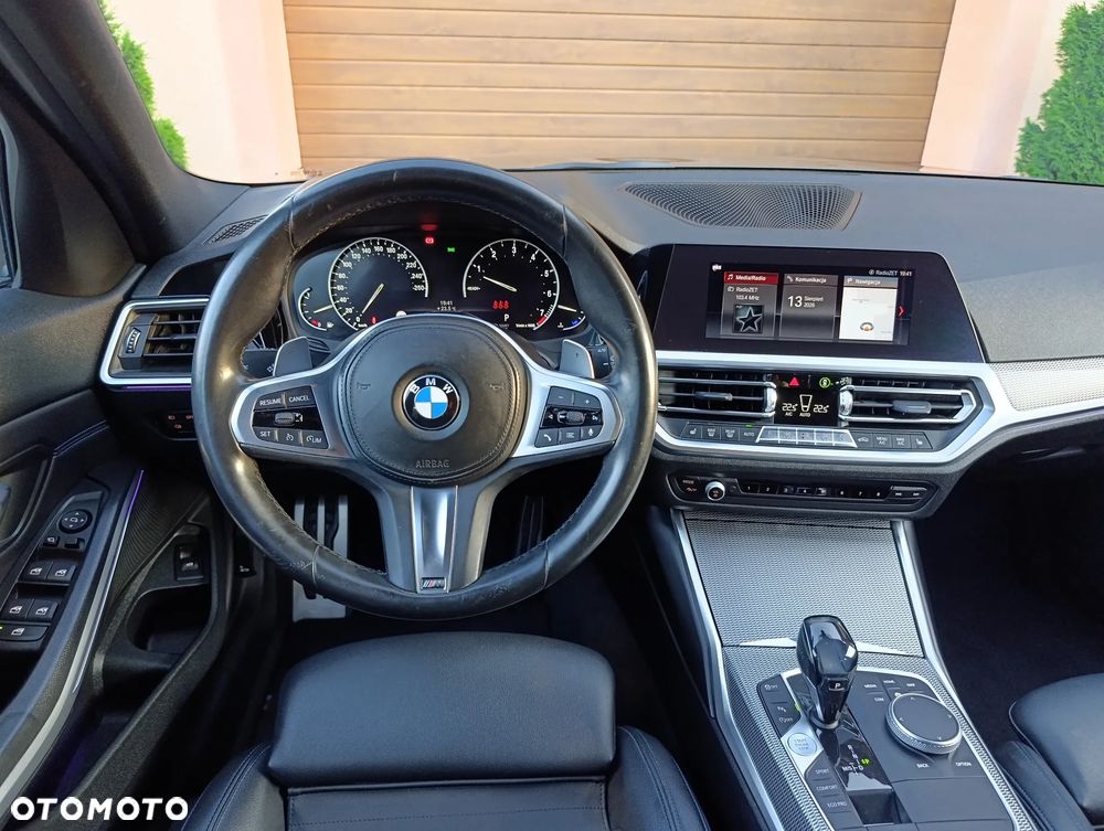BMW Seria 3 330i M Sport sport - 18