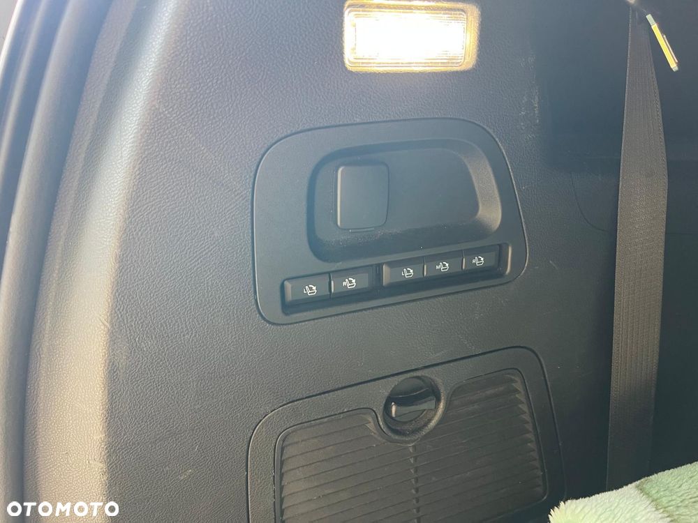 Ford S-Max - 8