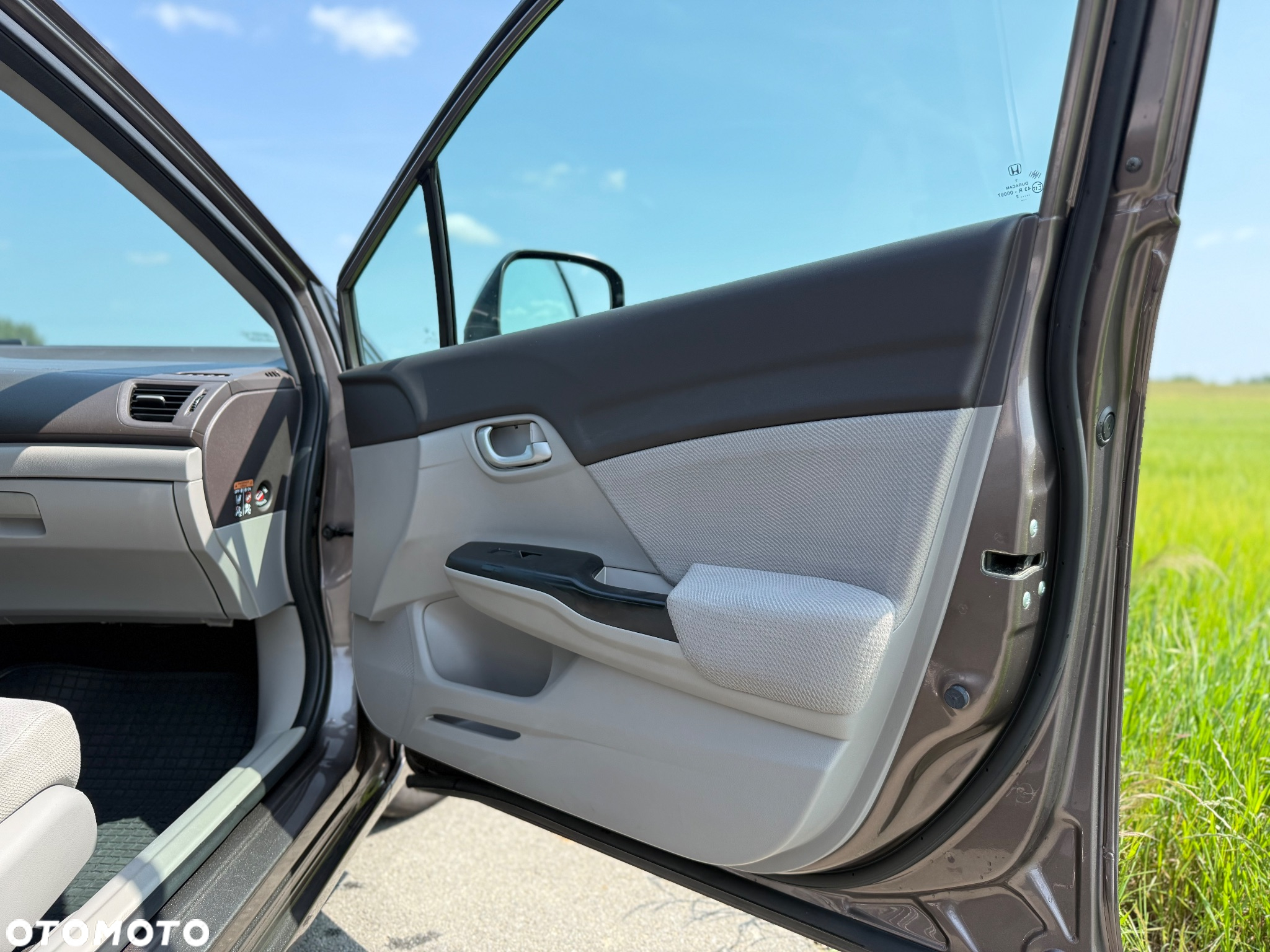 Honda Civic 1.8 Executive - 23