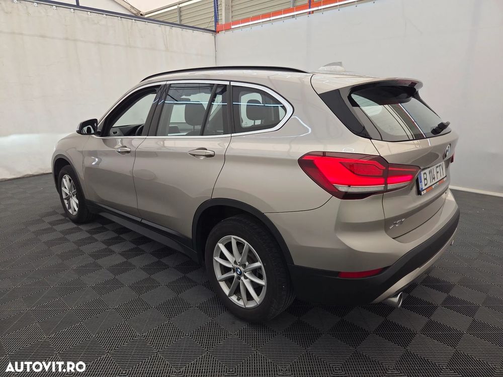 BMW X1 sDrive18d AT - 2