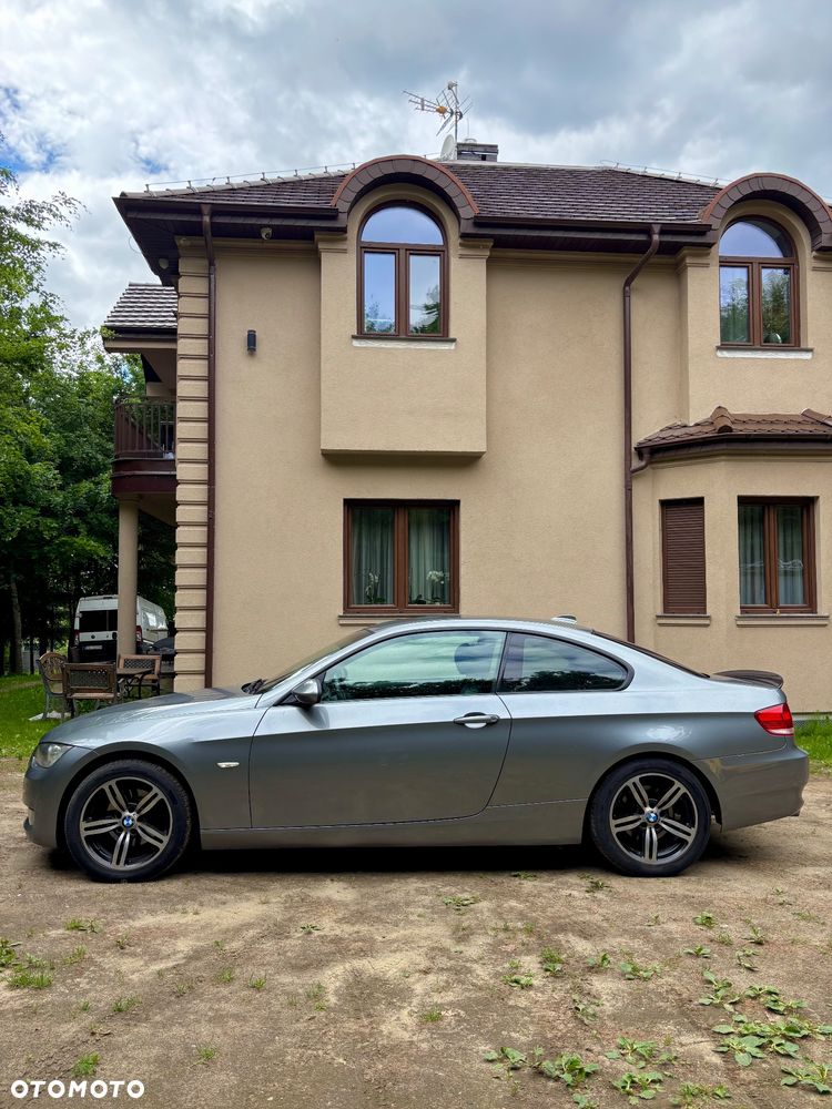 BMW Seria 3 320d - 4