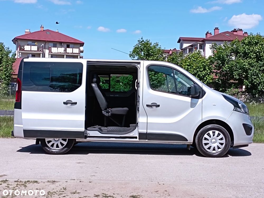 Opel Vivaro - 14