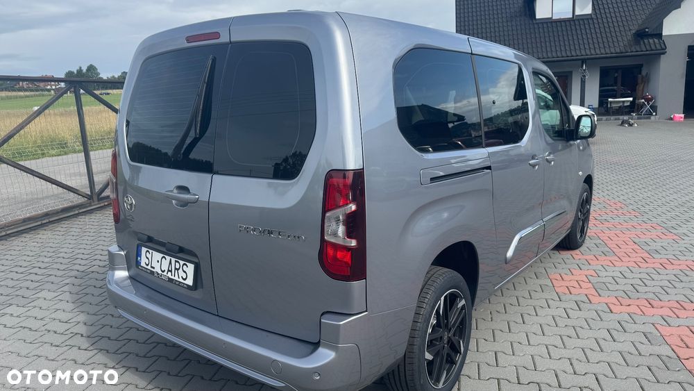 Toyota Proace City Verso Long 1.5 D-4D Family - 11