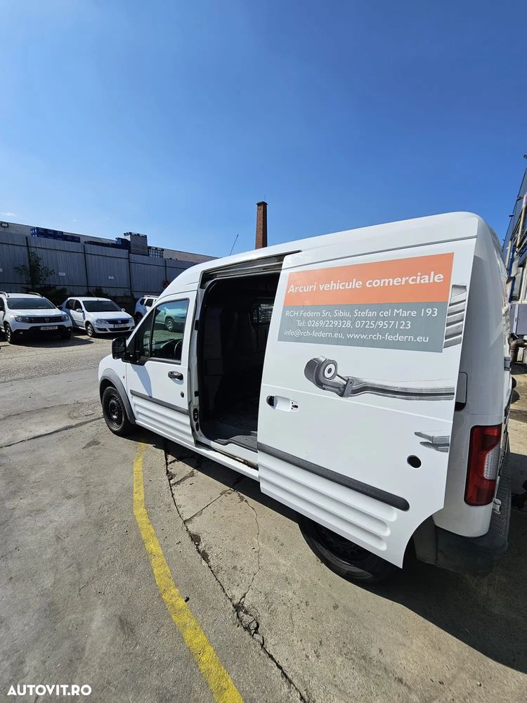 Ford Transit Connect - 6