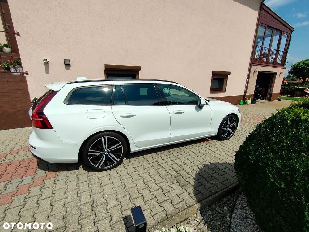 Volvo V60 D4 Momentum Pro - 4