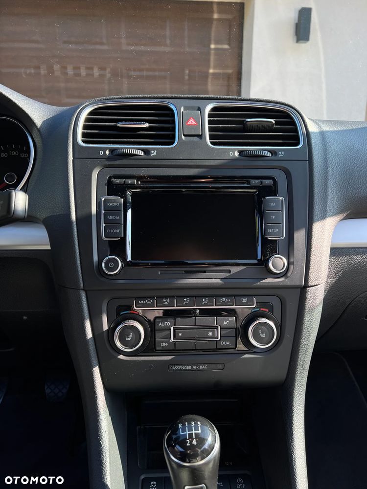 Volkswagen Golf - 17