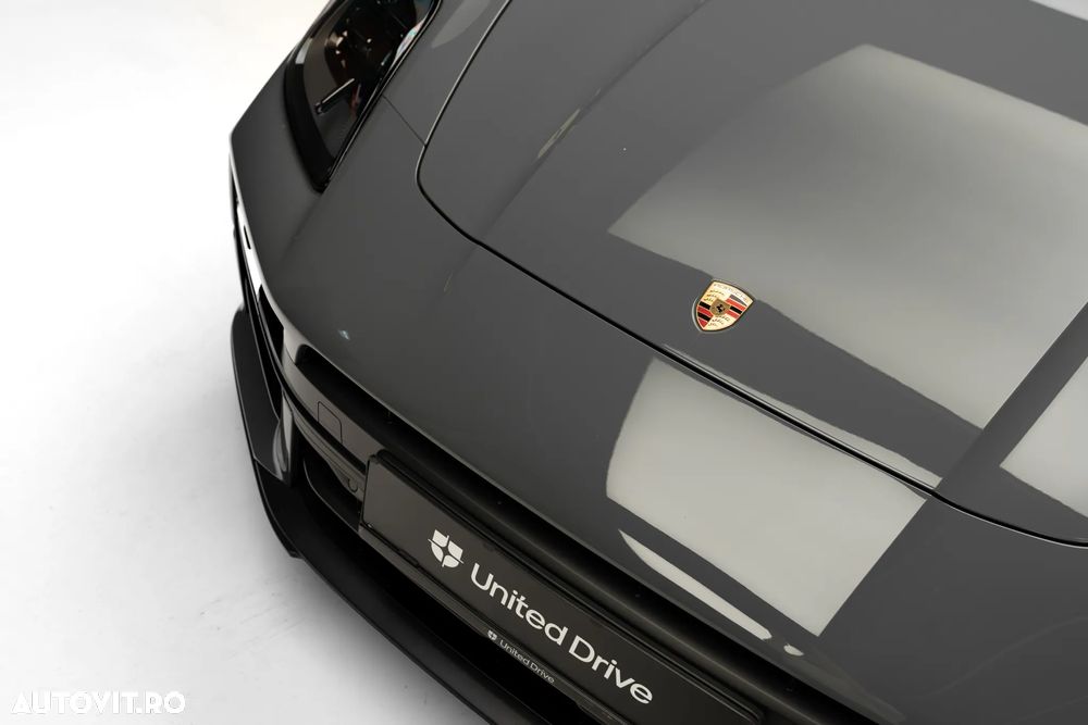 Porsche Panamera 4 - 6