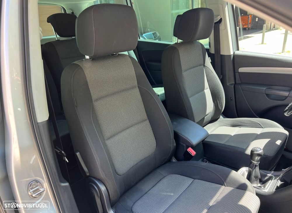 VW Sharan 2.0 TDI Confortline - 18