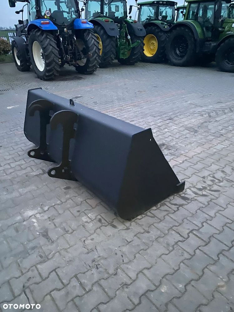 Szufla pojemnościowa CAT - 2