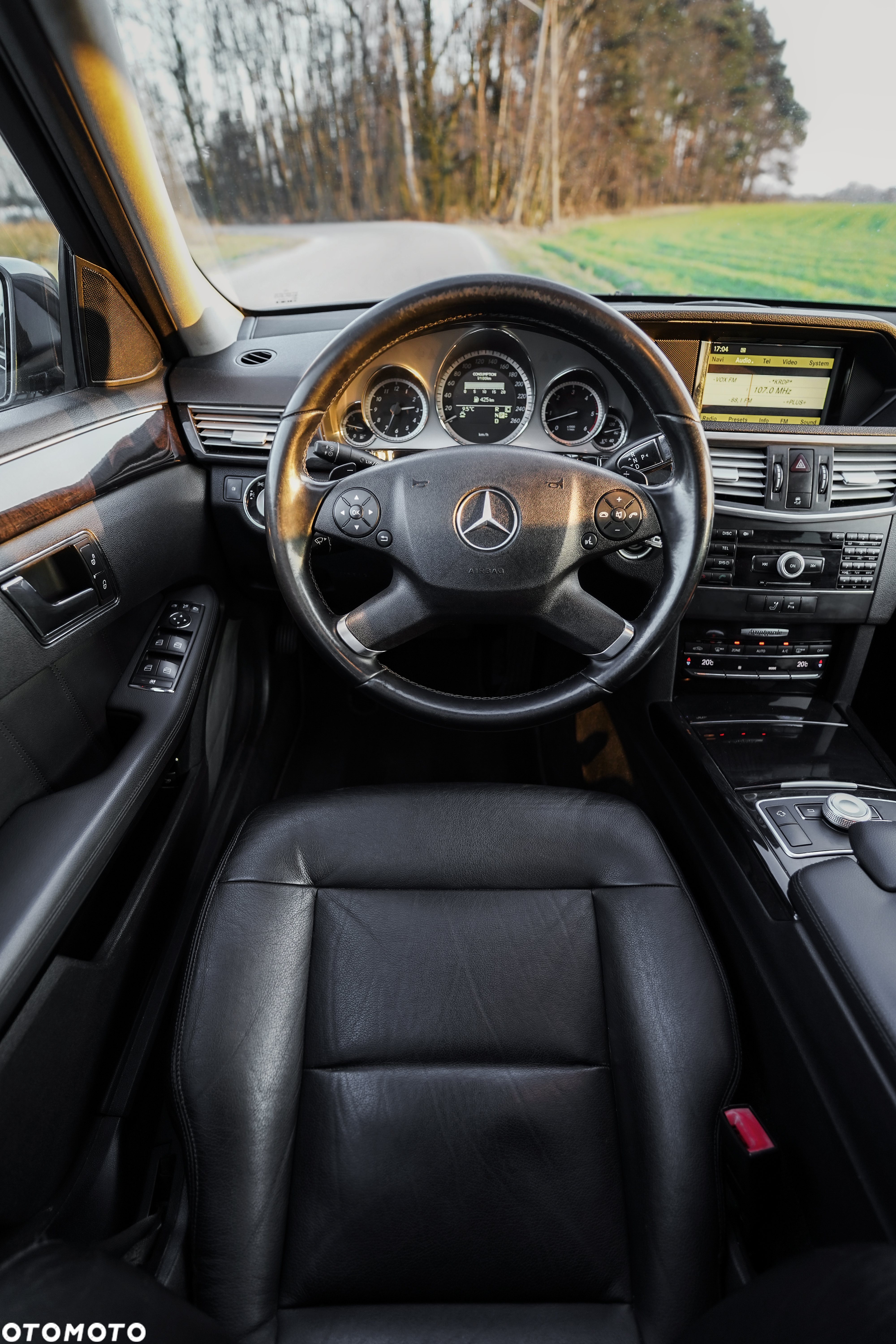 Mercedes-Benz Klasa E 350 T CDI DPF BlueEFFICIENCY 7G-TRONIC Avantgarde - 15