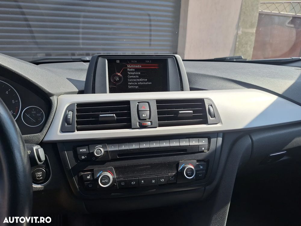 BMW Seria 3 320d Blue Performance Modern Line - 10