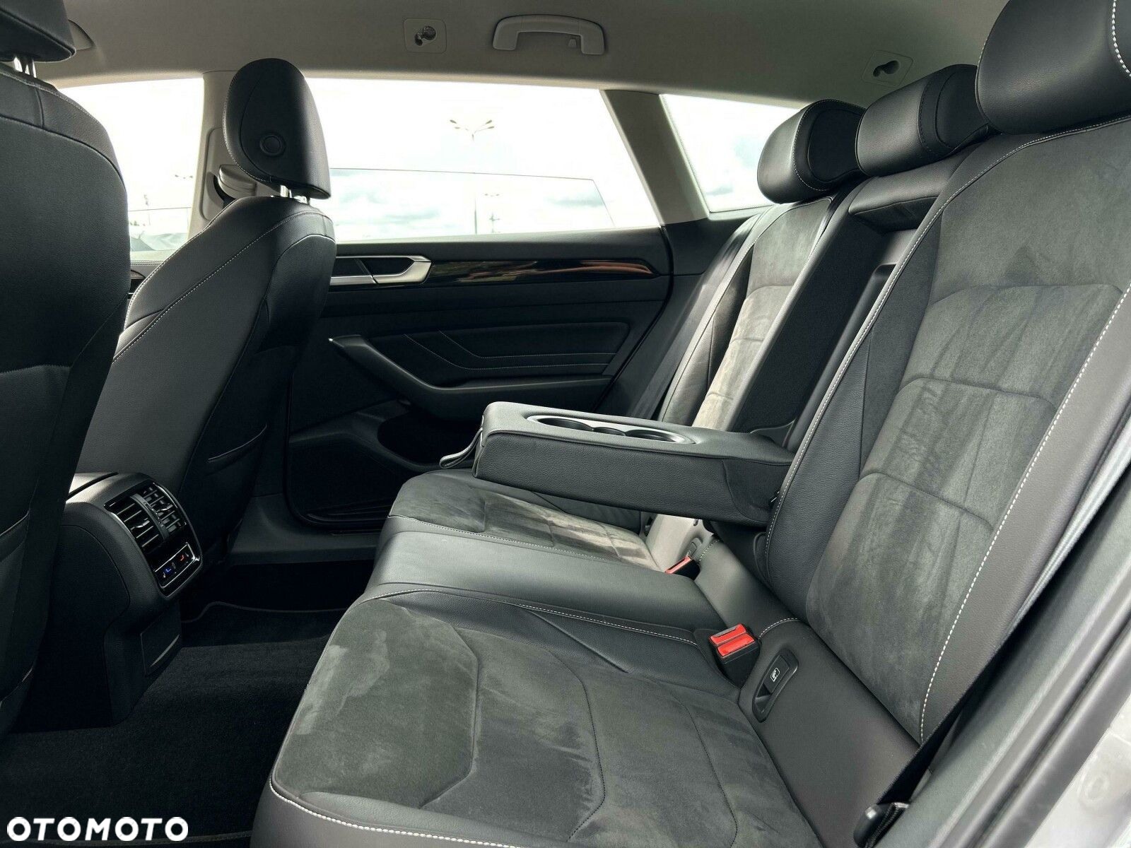 Volkswagen Arteon 2.0 TDI Elegance DSG - 17