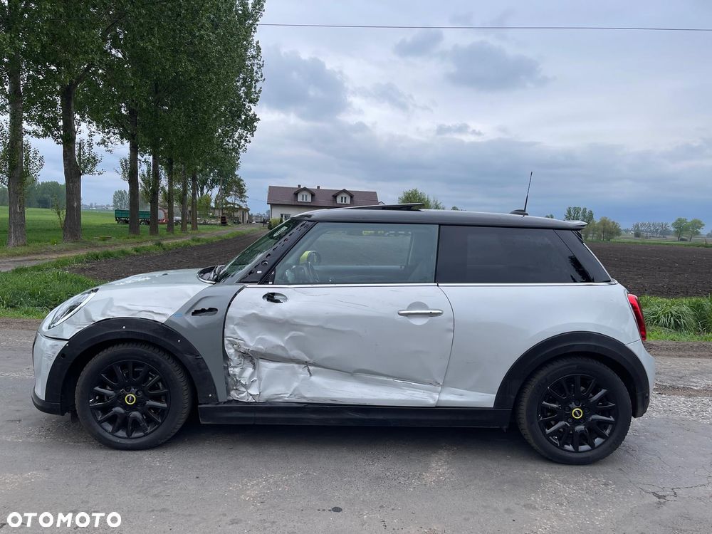 MINI Cooper SE Trim M - 6