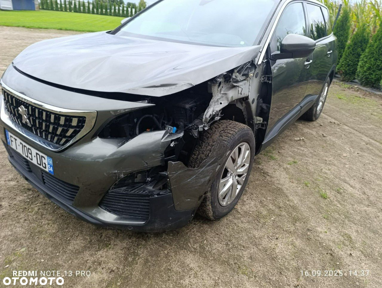 Peugeot 5008 - 32