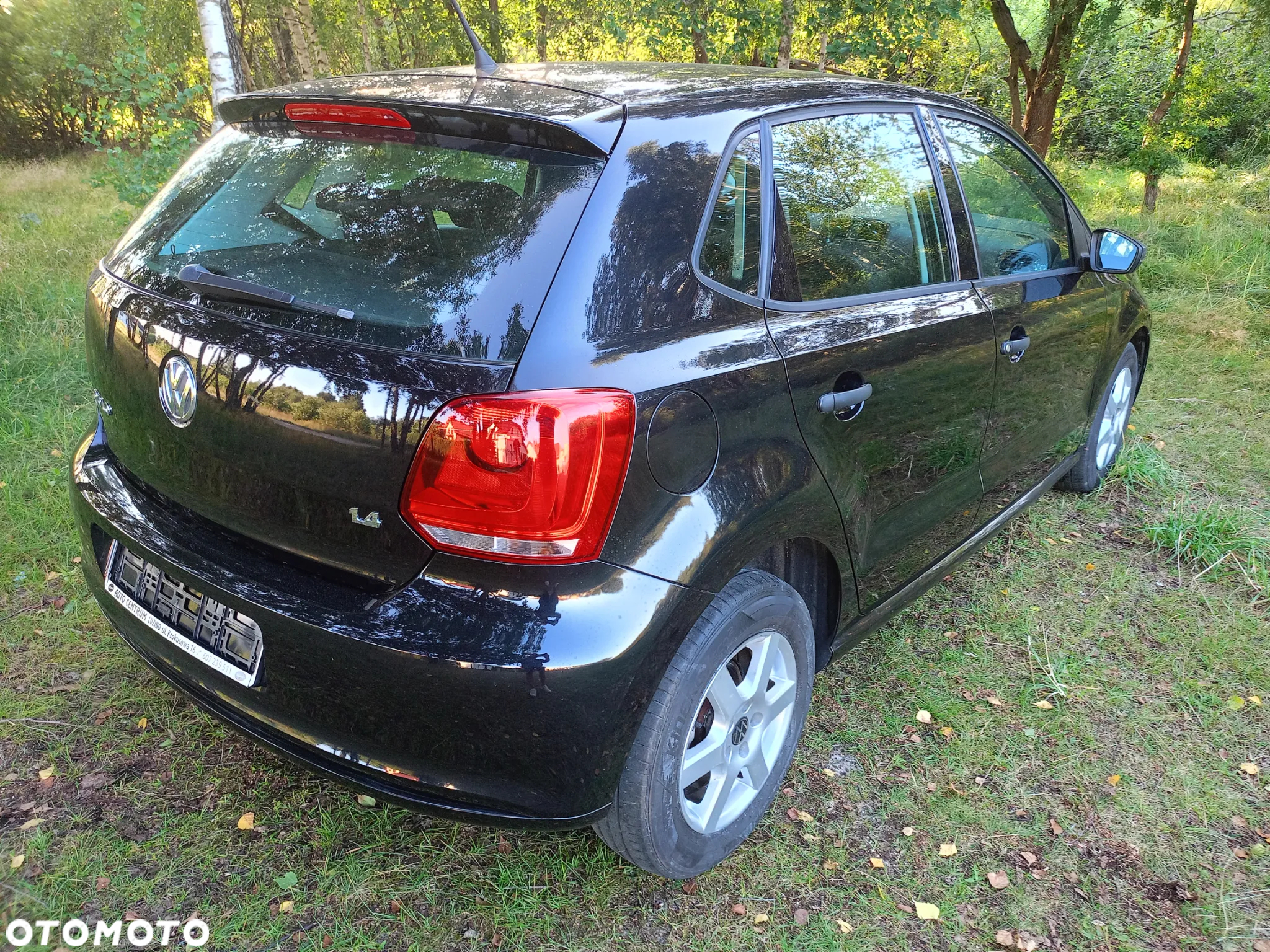Volkswagen Polo 1.4 16V Trendline - 4