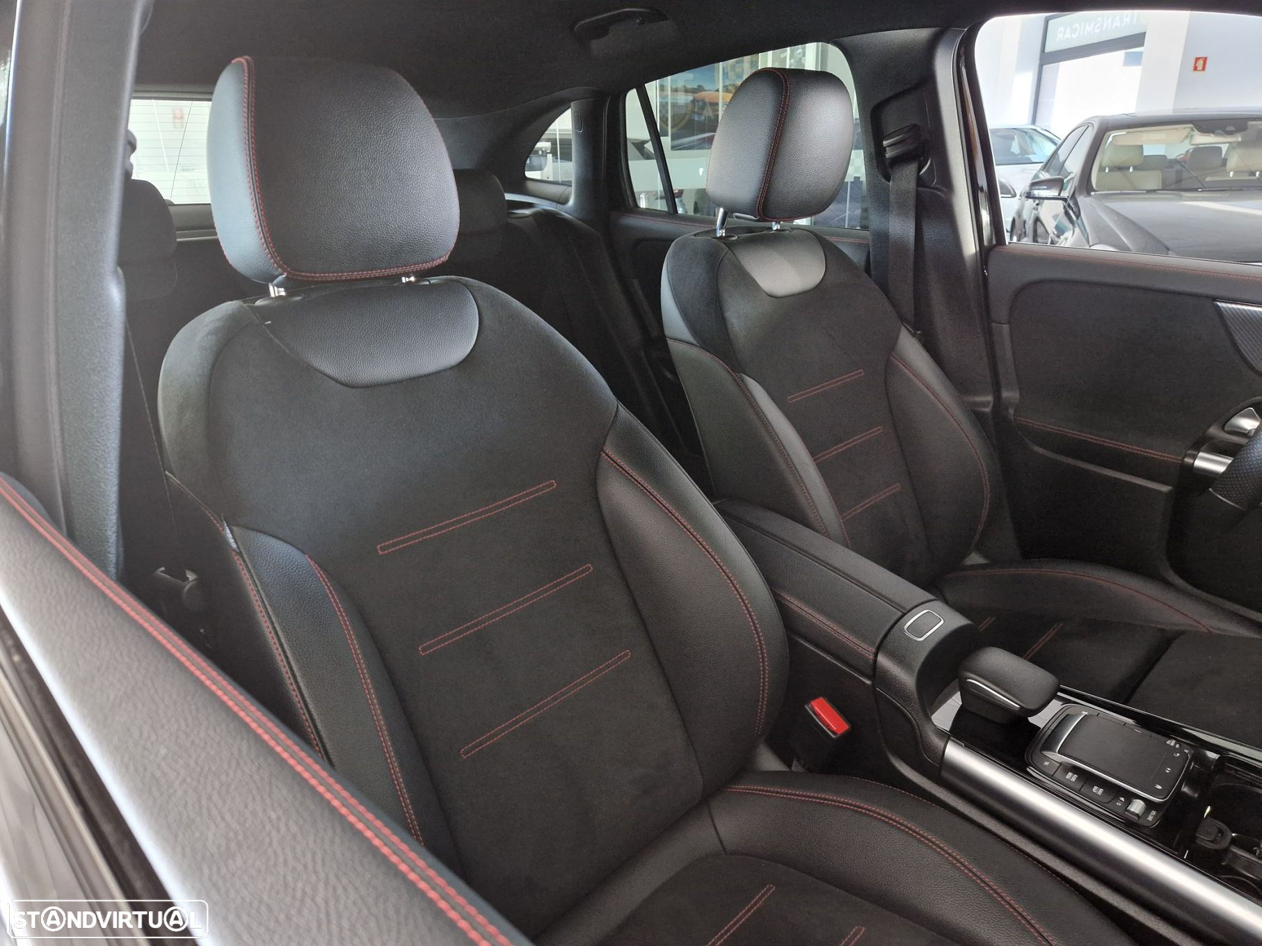 Mercedes-Benz GLA 200 AMG Line - 18
