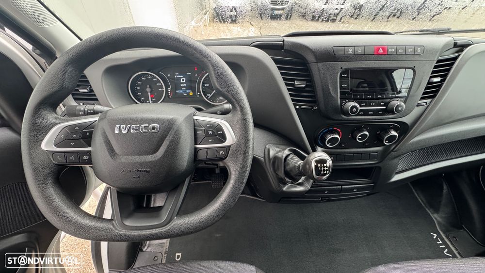 Iveco Daily 3.0 35S16H C/ Plat. Elevatória - 8