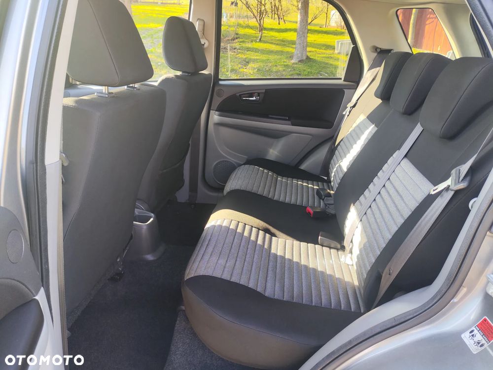 Suzuki SX4 1.6 VVT 4x4 Comfort - 13