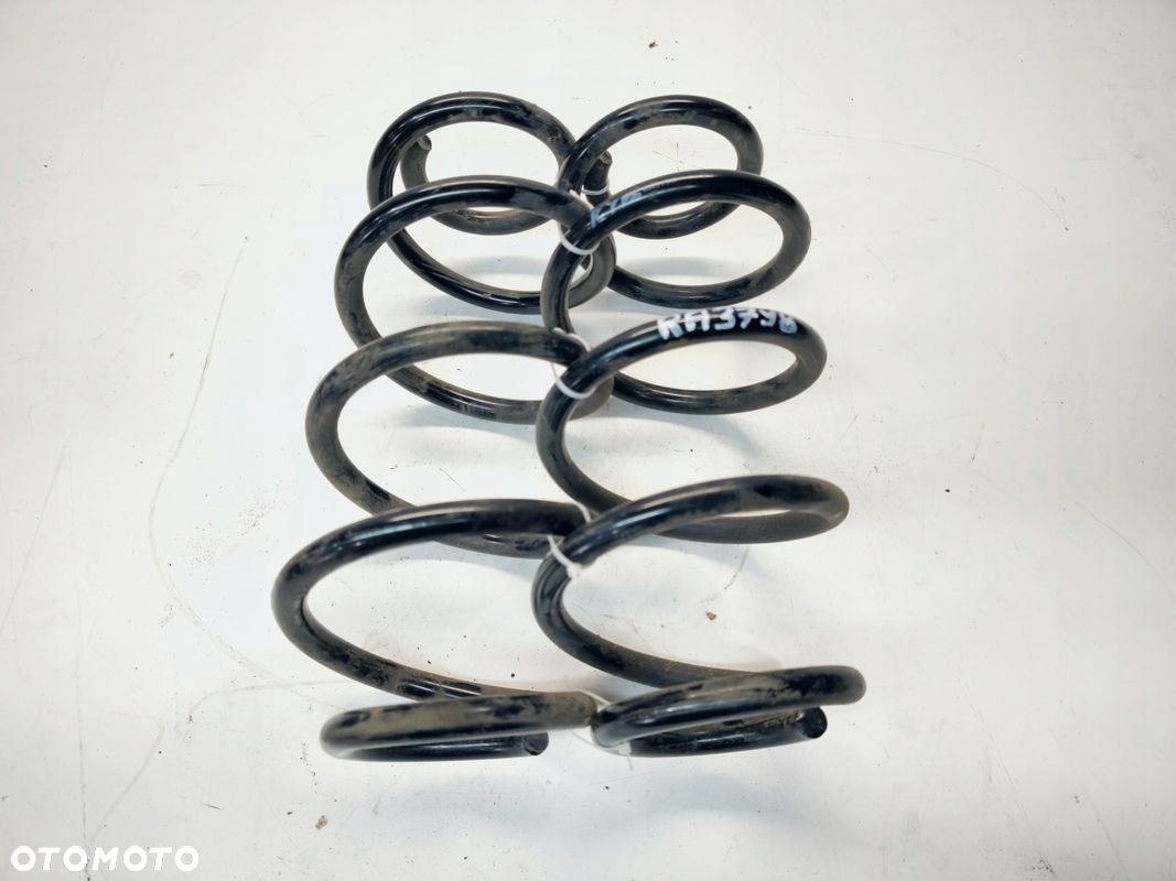 SPRĘŻYNA PRZÓD PRZEDNIA LEWA + PRAWA AUDI A4 B8 A5 8T KYB RA3798 15MMX330MM - 1