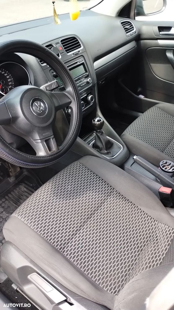 VOLKSWAGEN Golf 2011 — imagine 8
