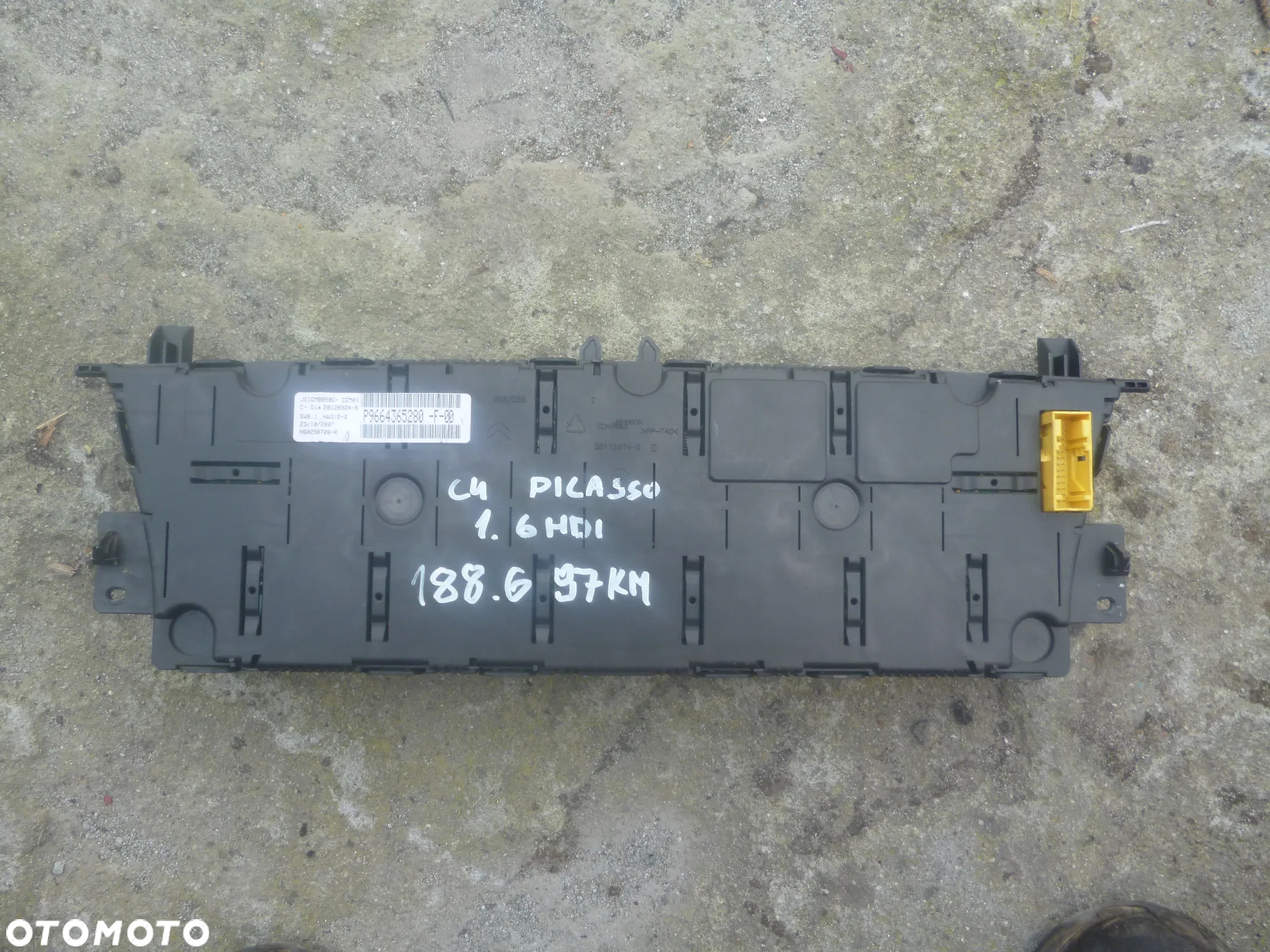 CITROEN C4 GRAND PICASSO LICZNIK - 2