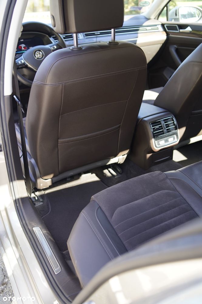 Volkswagen Passat 1.8 TSI BMT Highline DSG - 19