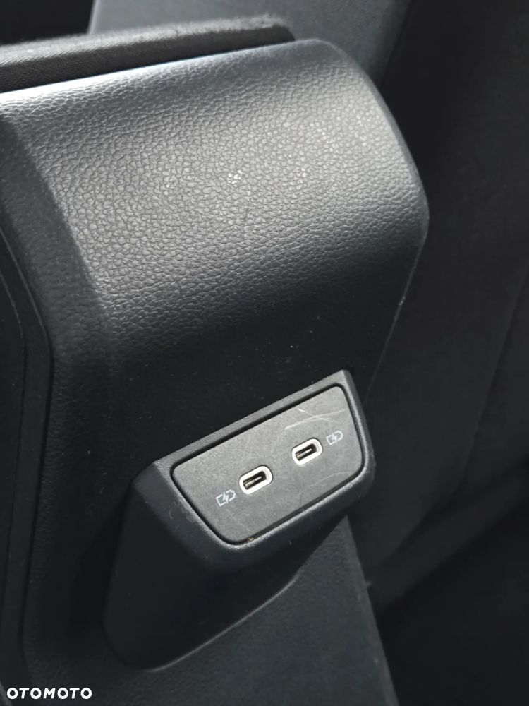 Volkswagen Taigo 1.5 TSI ACT Style DSG - 20