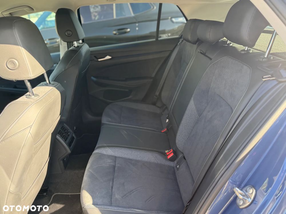 Volkswagen Golf VIII 1.5 TSI EVO Style - 21