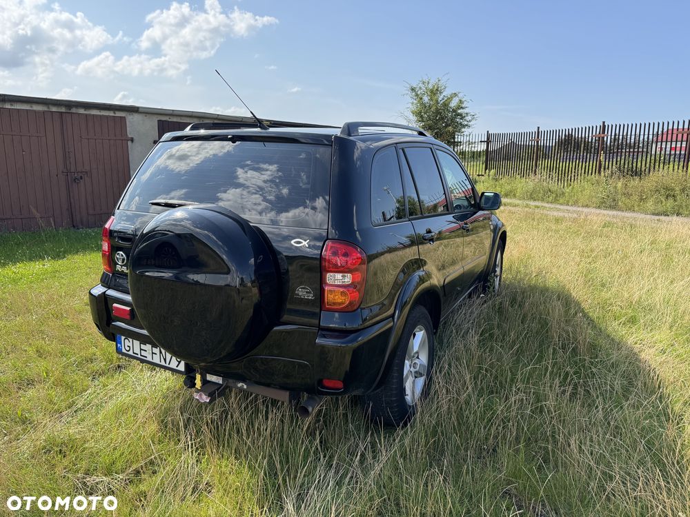 Toyota RAV4 - 2