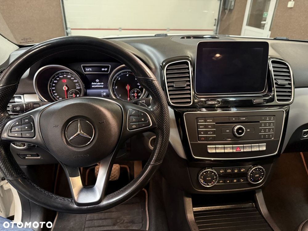 Mercedes-Benz GLE 250 d 9G-TRONIC AMG Line - 9