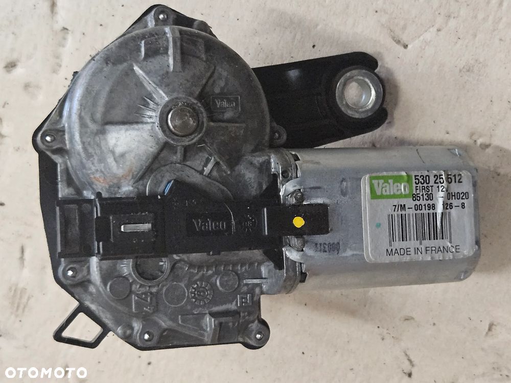 Citroen C1 Peugeot 107 Toyota Aygo  silniczek wycieraczki tył tylnej 85130-0H020 53025512 - 3