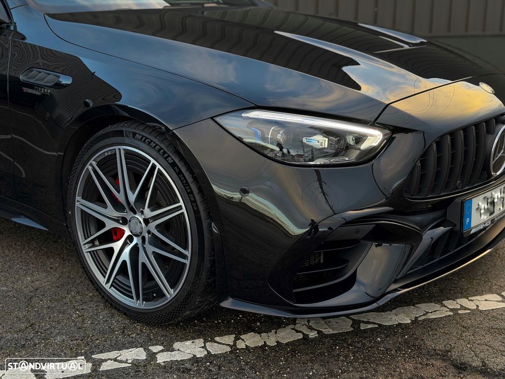 Mercedes-Benz C 63 AMG S E Performance 4Matic - 32