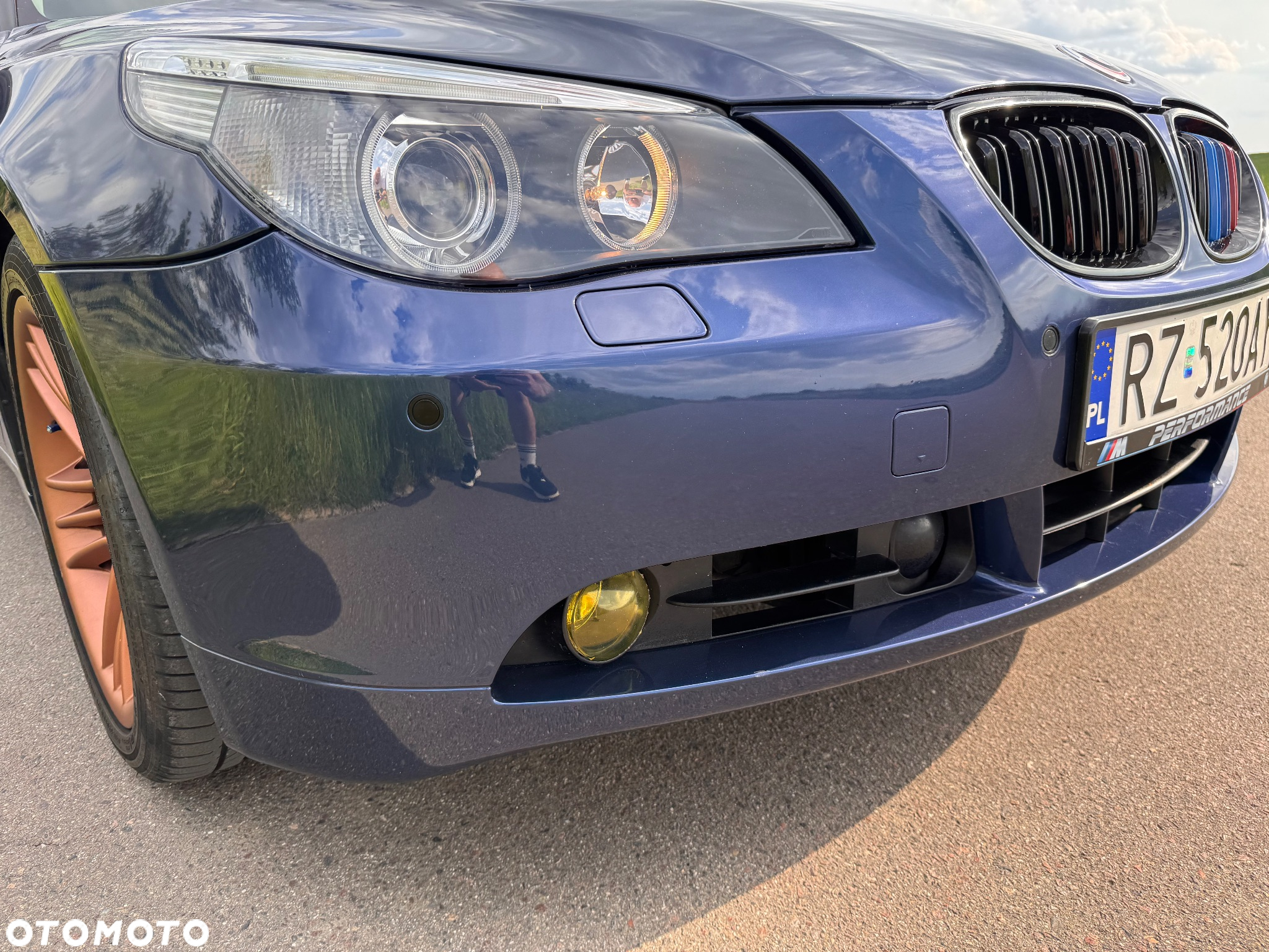 BMW Seria 5 545i - 32