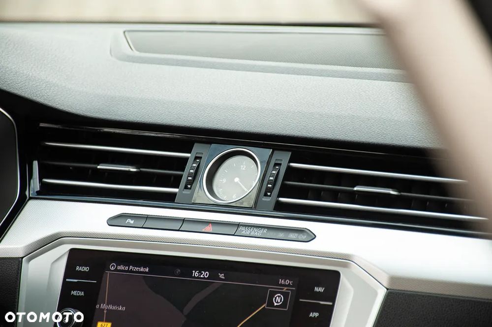 Volkswagen Passat Variant 2.0 TDI BMT Comfortline DSG - 20