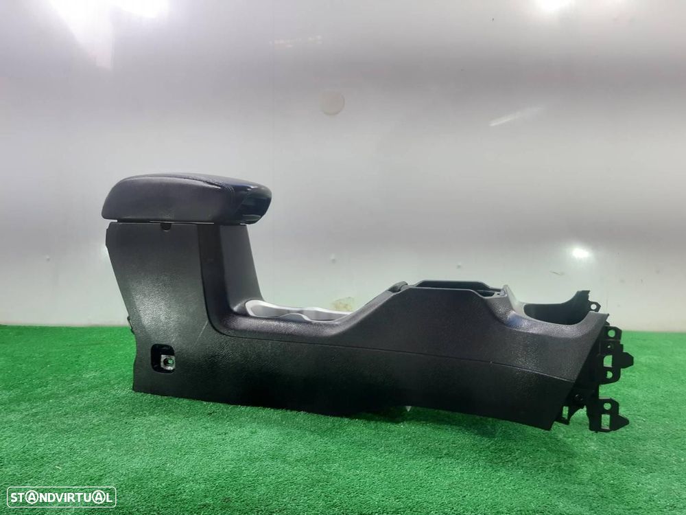 APOIO DE BRAÇOS JEEP RENEGADE - 1