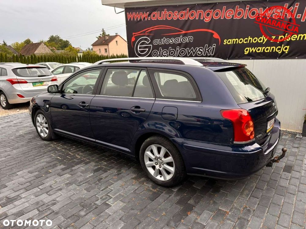 Toyota Avensis - 5
