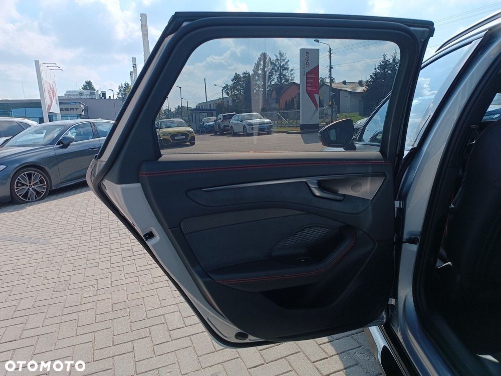 Audi A6 Allroad - 19