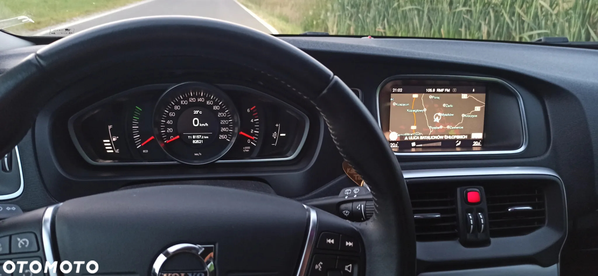 Volvo V40 D2 Drive-E Momentum - 17