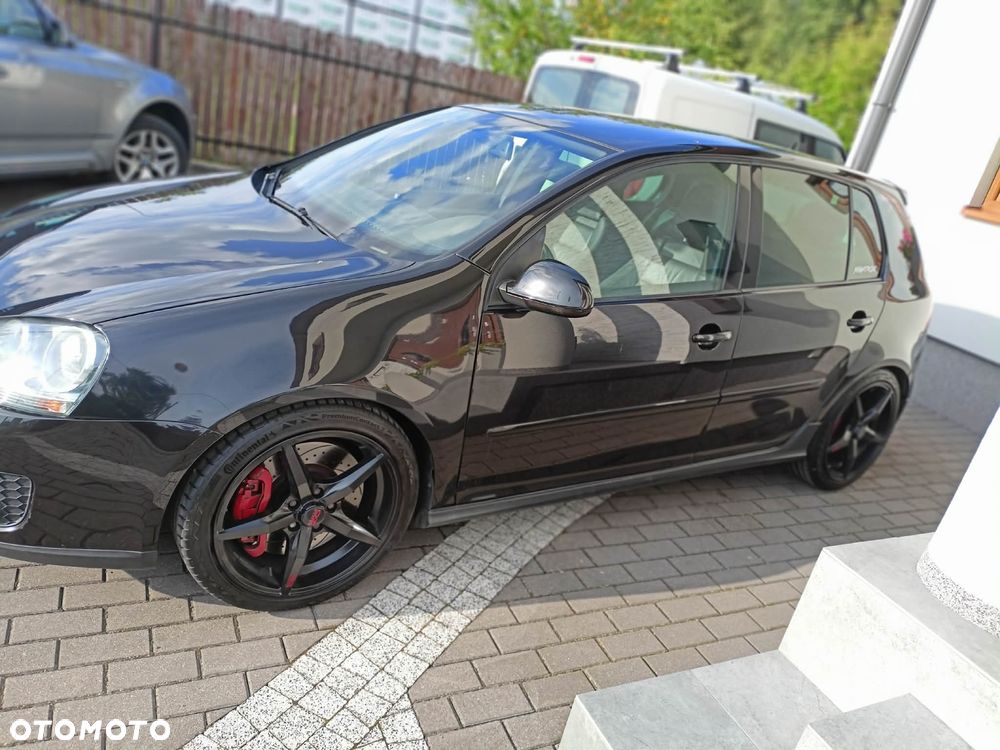 Volkswagen Golf - 2