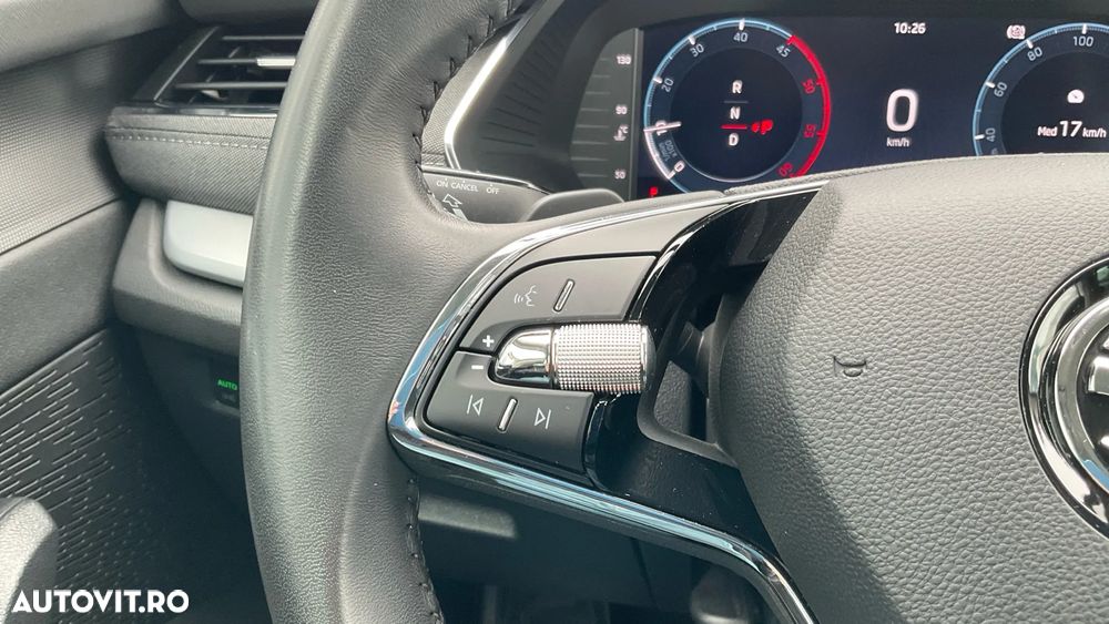 Skoda Octavia 2.0 TDI DSG Style - 29