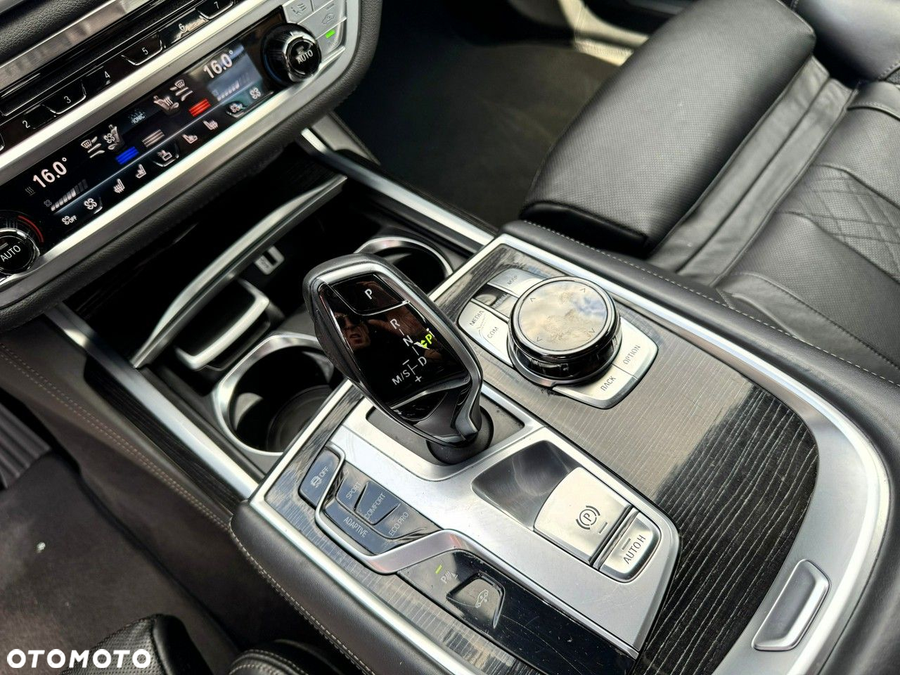 BMW Seria 7 740i - 20