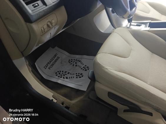 Volvo XC 60 D5 AWD Momentum - 9