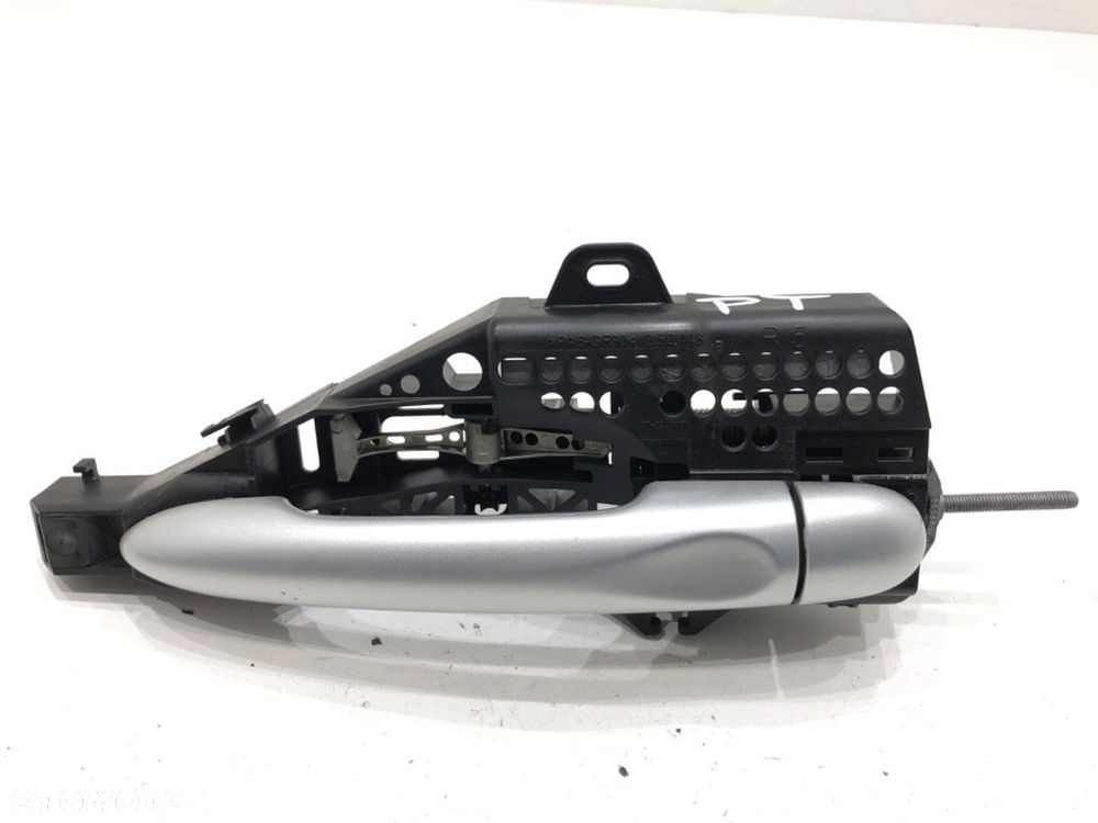 KLAMKA ZEWNĘTRZNA PRAWY TYŁ  RENAULT CAPTUR I (J5_, H5_) 2013 - 2022 1.2 TCe 120 87 kW [118 KM] - 1