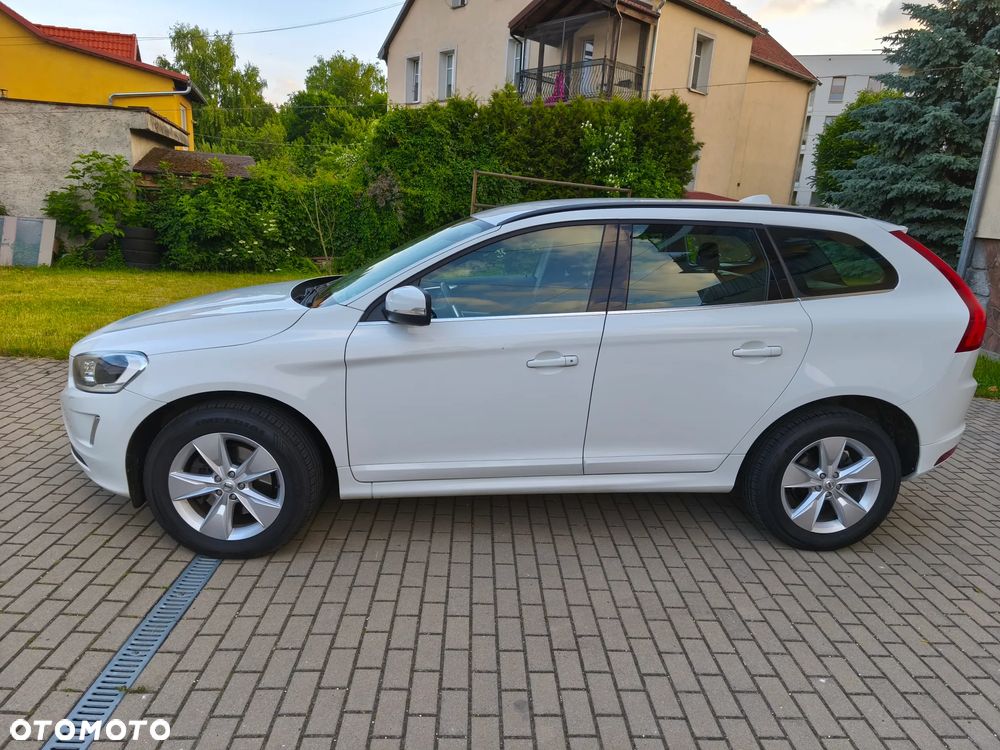 Volvo XC 60 D4 Drive-E Summum - 4