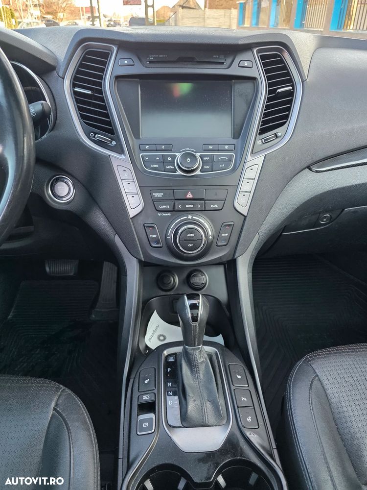 Hyundai Santa Fe Grand 2.2 CRDI 4WD Automatik Premium - 20