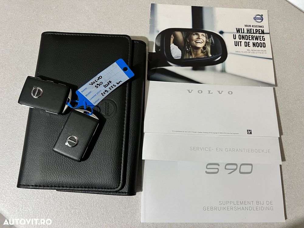 Volvo S90 D4 Geartronic Momentum Pro - 32
