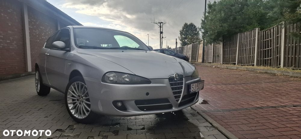 Alfa Romeo 147 - 4