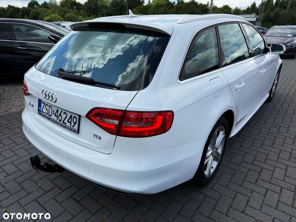 Audi A4 Avant - 4