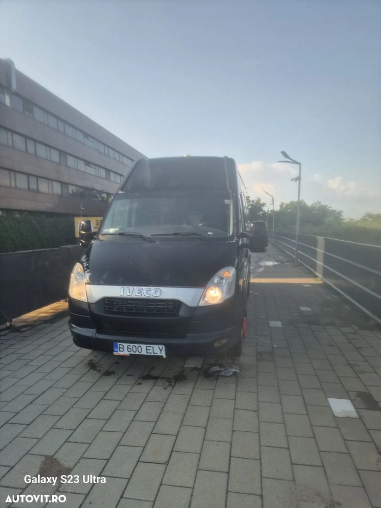 Iveco Massif - 1